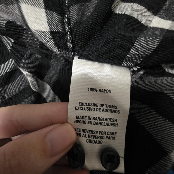 Woolrich Womens Black and White Button-Up Flannel Size Medium - Picture 8 of 8
